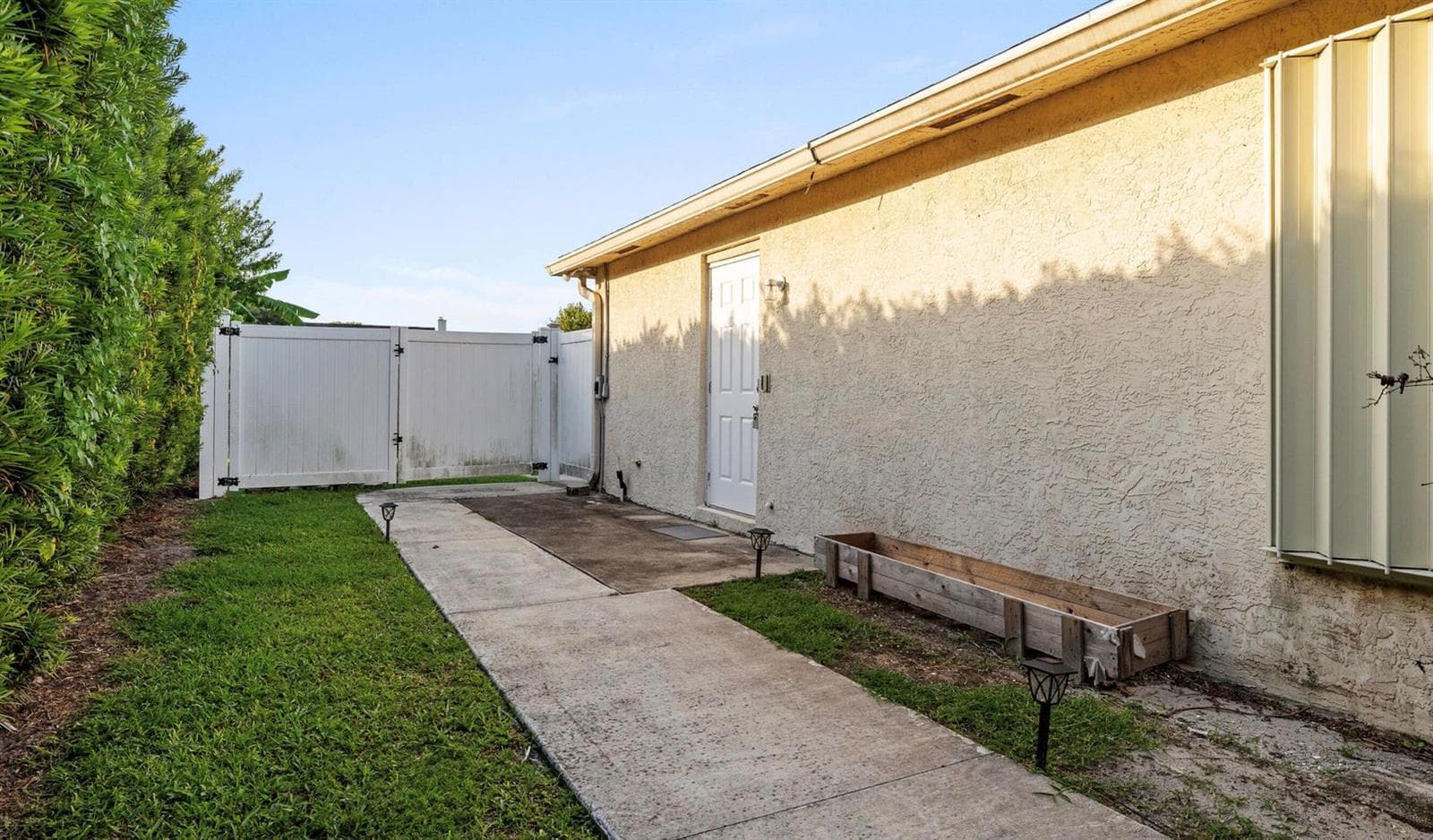 141 NE NARANJA, Port St. Lucie, FL 34983 photo 2