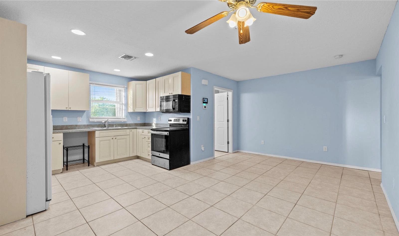 141 NE NARANJA, Port St. Lucie, FL 34983 photo 5