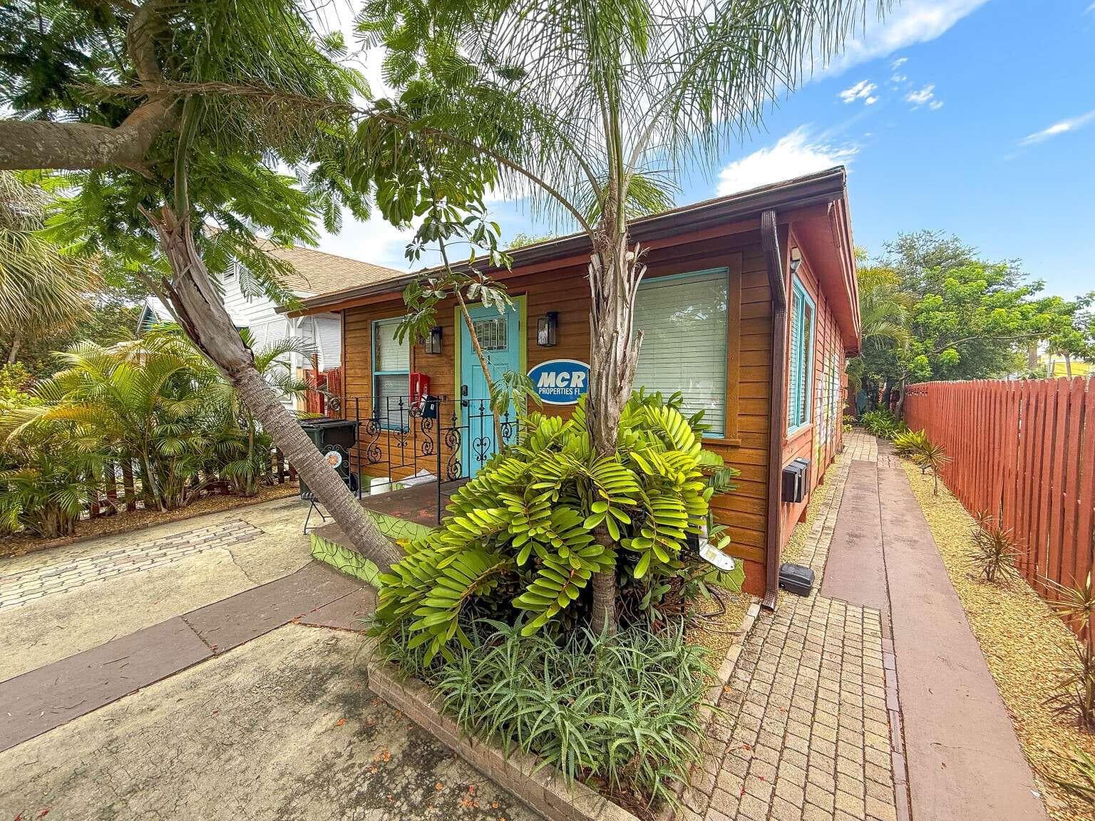 17 S L Street, FL 33460 photo 4