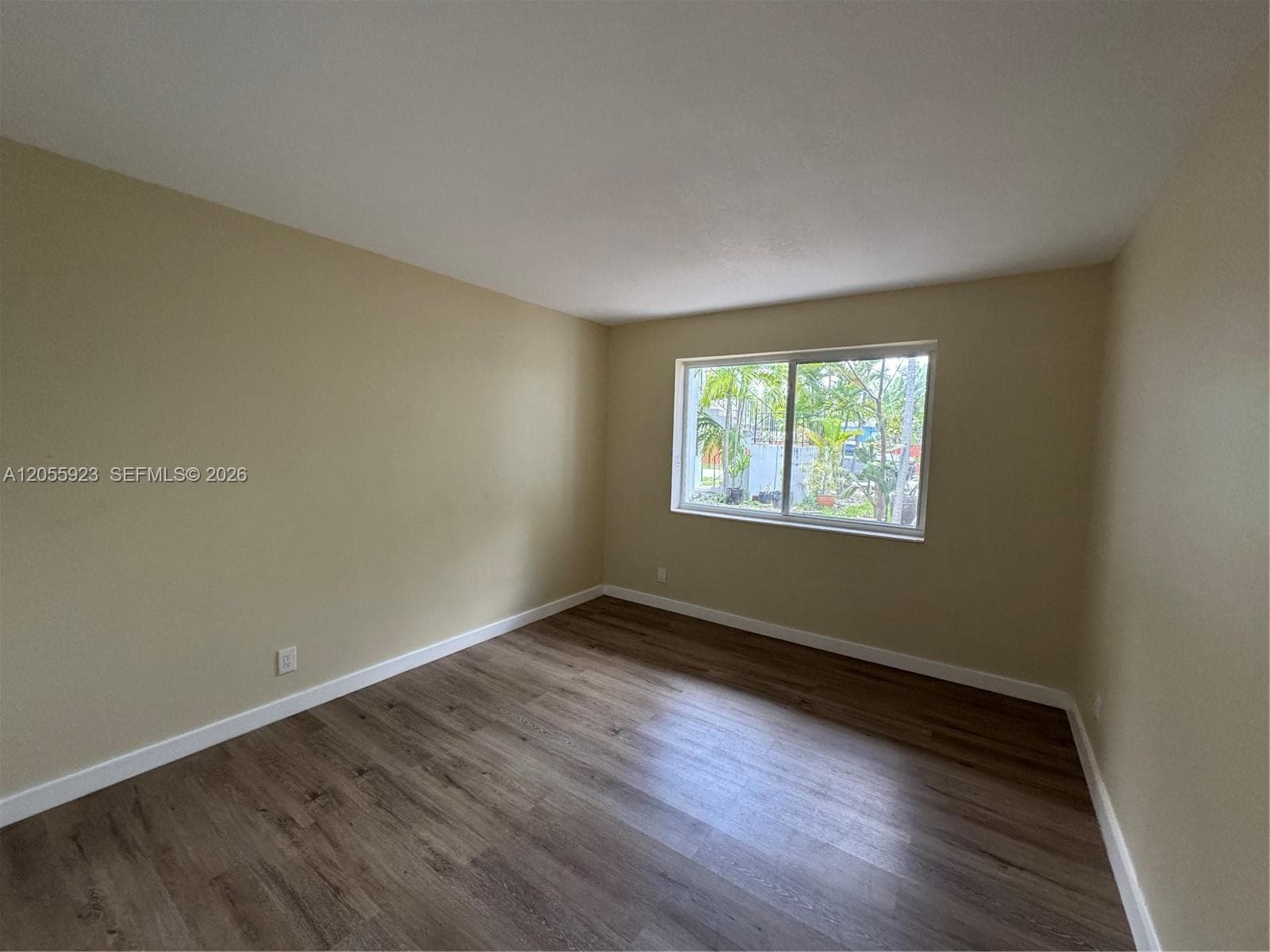 707 S 19th Ave # 1, Hollywood, FL 33020 photo 2