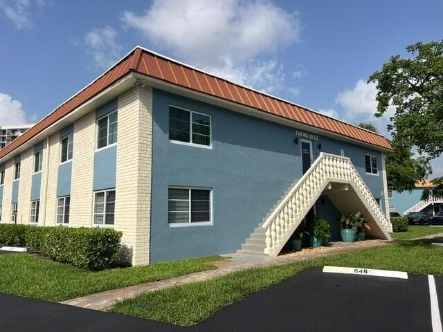 124 NE 19th Court # B102, Wilton Manors, FL 33305