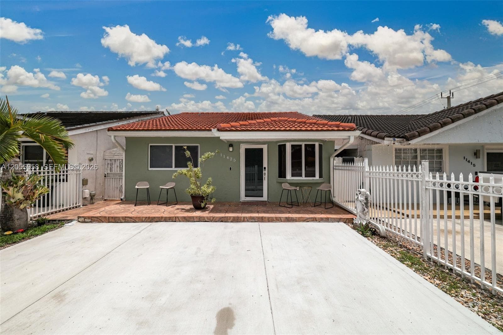 11425 NW 88th Ct, Hialeah Gardens, FL 33018 photo 4