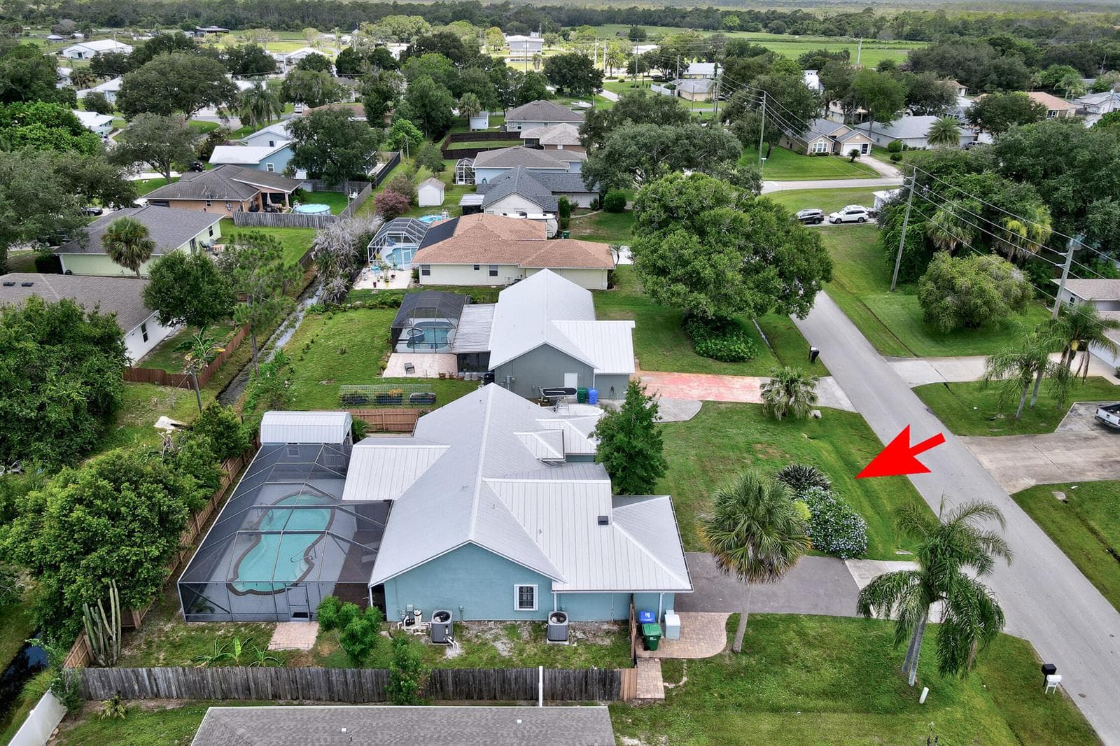 843 Vocelle Avenue, Sebastian, FL 32958 photo 3