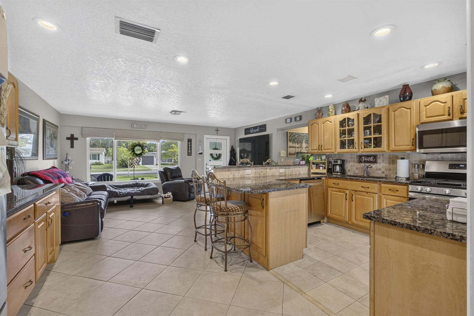 240 GREGORY Road, West Palm Beach, FL 33405 photo 5