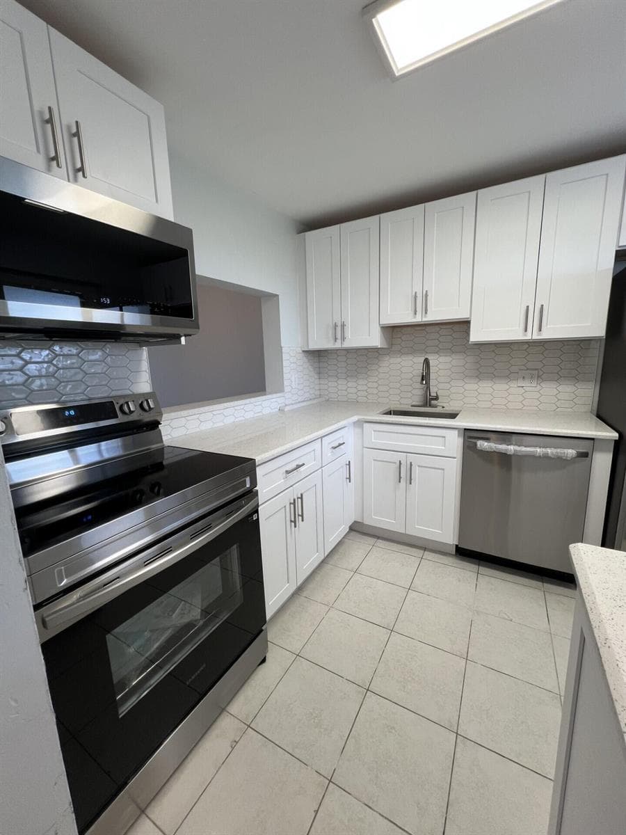 5961 NW 2nd Avenue # 506, Boca Raton, FL 33487