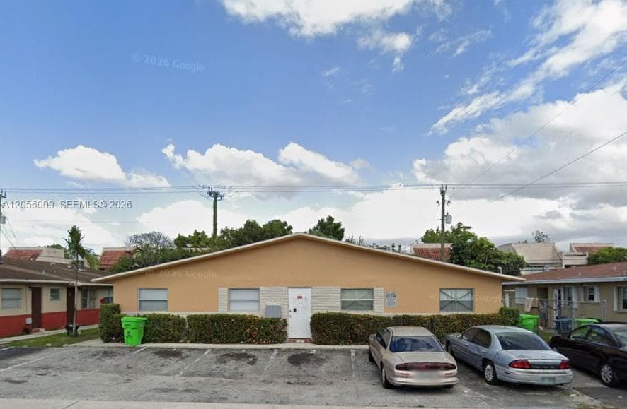1860 NW 58 Ter # 2, Sunrise, FL 33313