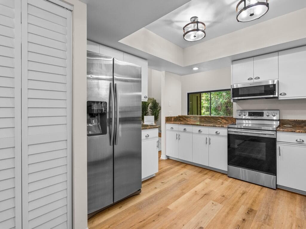2125 PINE CREEK Boulevard # 205, Vero Beach, FL 32966 photo 4