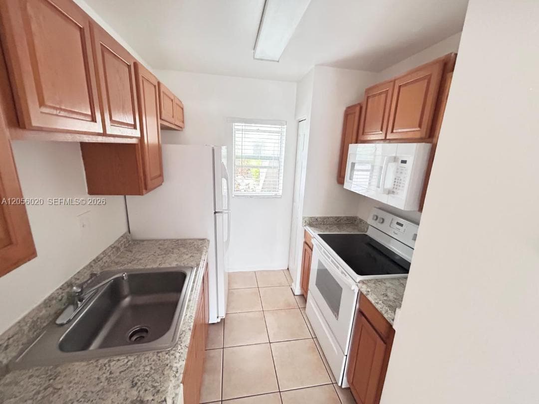 3212 Coral Ridge Dr # 3212, Coral Springs, FL 33065 photo 2