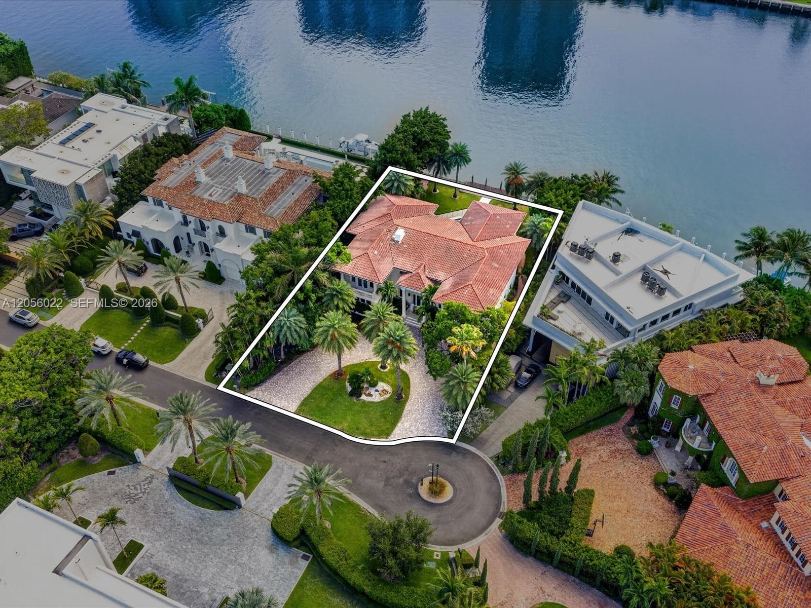 628 N Island, Golden Beach, FL 33160