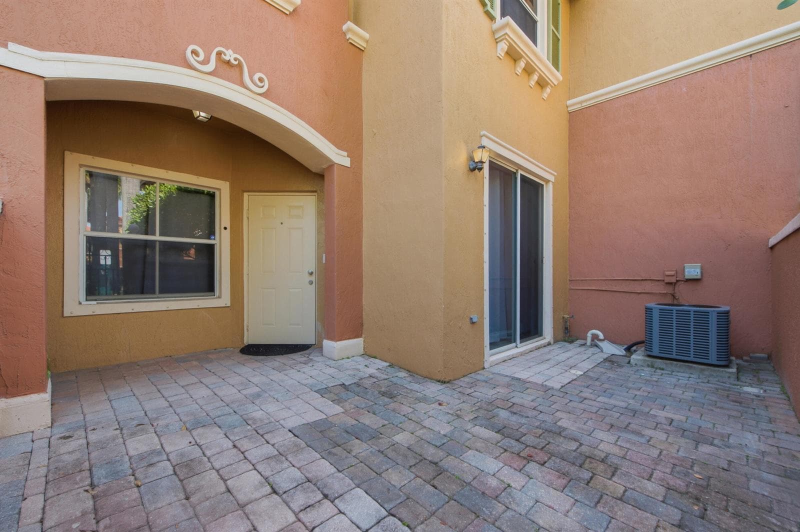 732 SW 106th Avenue # 2011, Pembroke Pines, FL 33025 photo 5