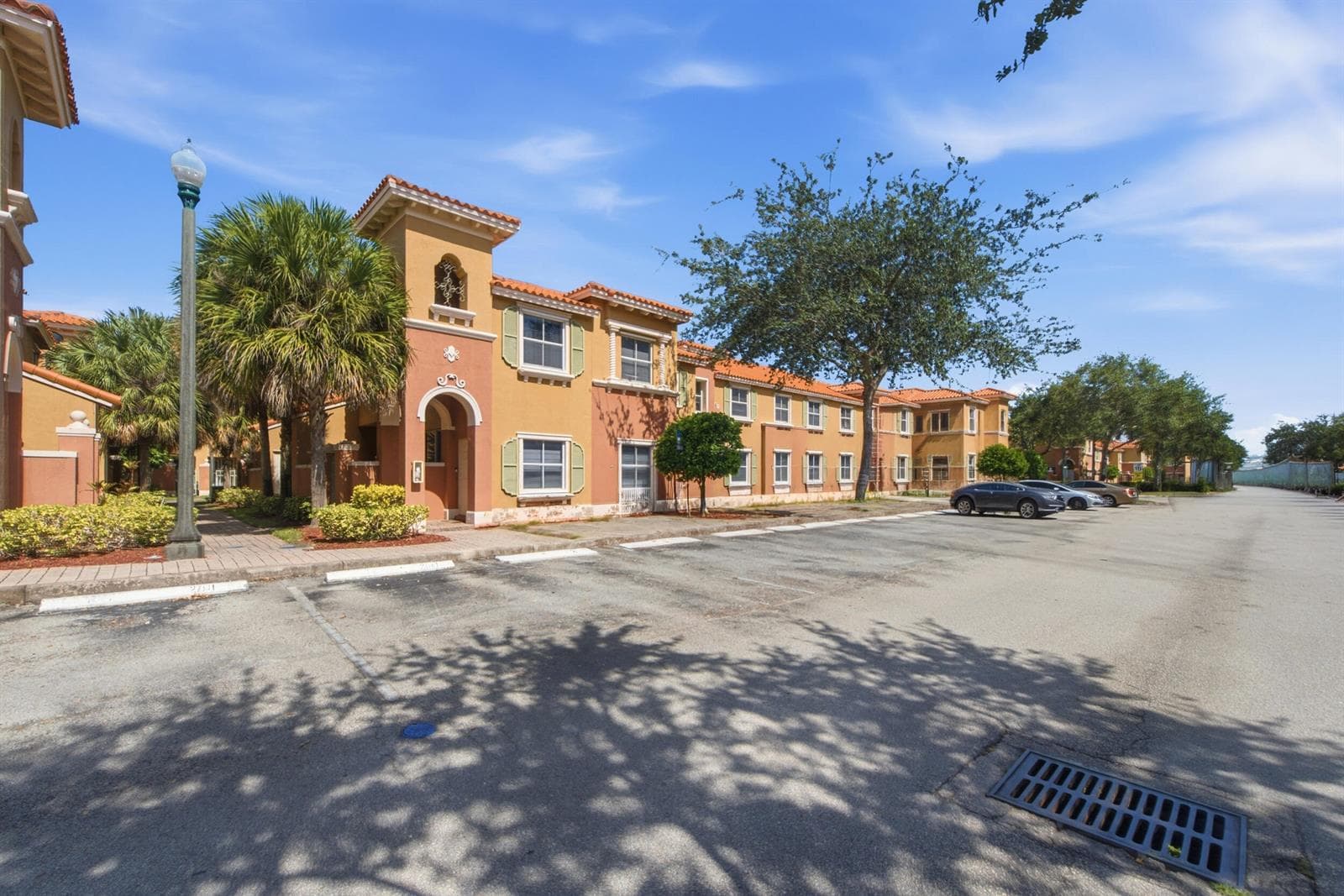 732 SW 106th Avenue # 2011, Pembroke Pines, FL 33025 photo 4