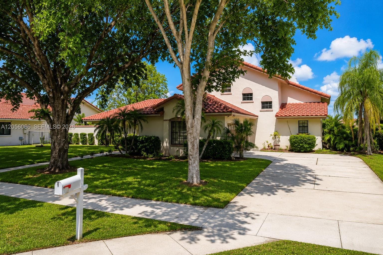 1855 SW 101st Ave, Davie, FL 33324 photo 3