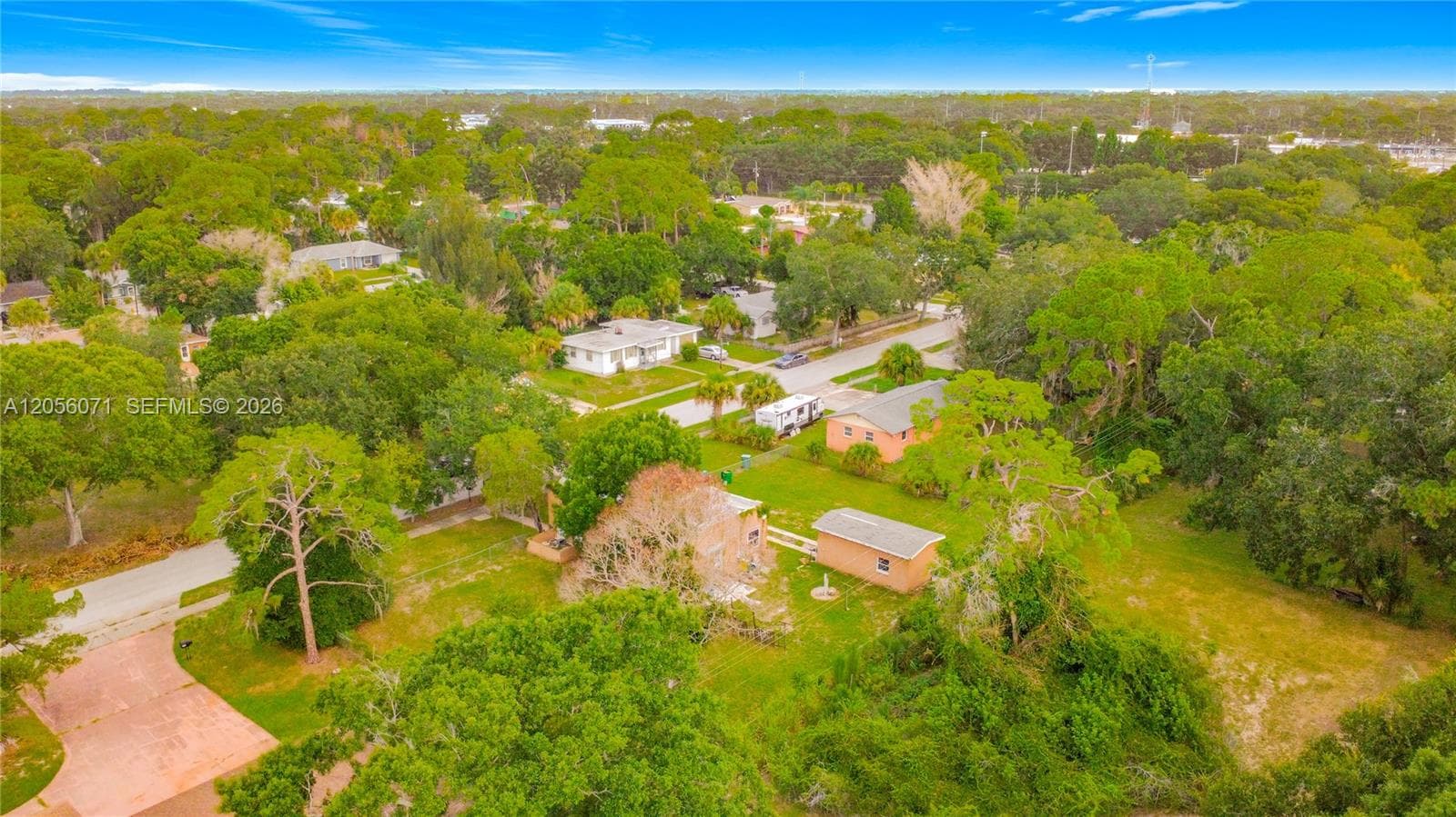 618 S Varr Avenue, Cocoa, FL 32922 photo 4