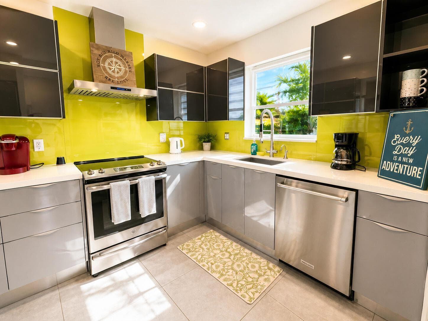 800 SE 11TH Court, Fort Lauderdale, FL 33316 photo 4