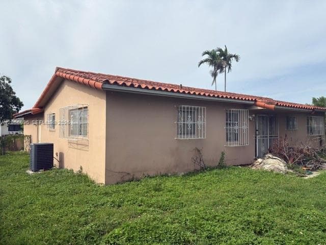 9590 SW 19th St, Miami, FL 33165 photo 3
