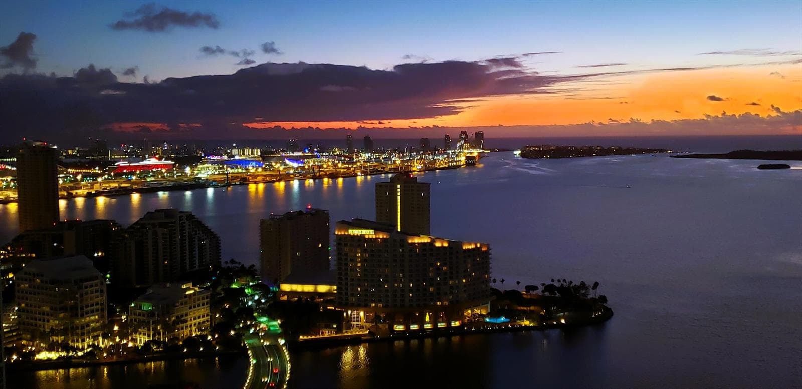 951 Brickell Avenue # 4308, Miami, FL 33131 photo 4