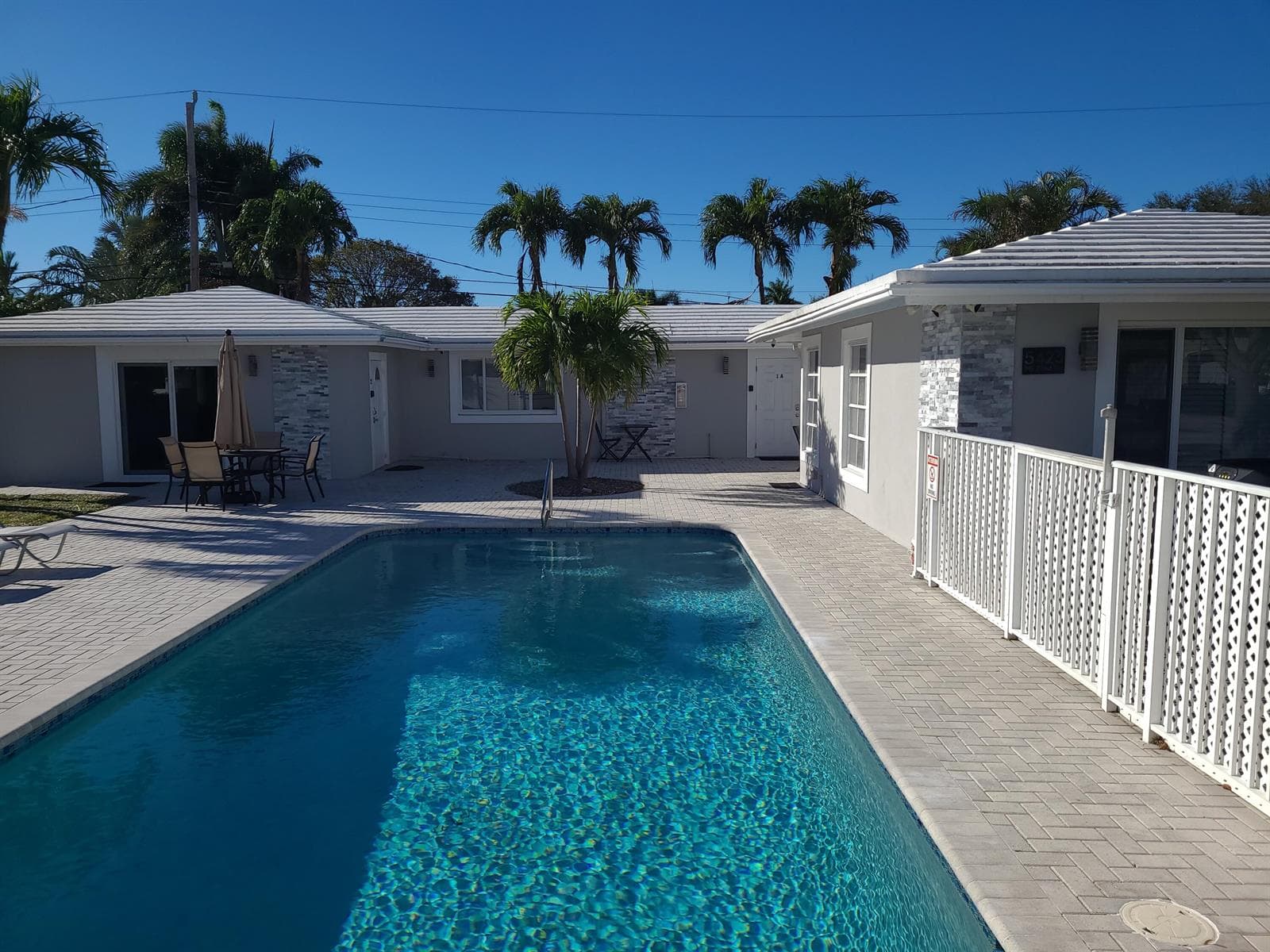 5423 NE 22ND Terrace, Fort Lauderdale, FL 33308 photo 2