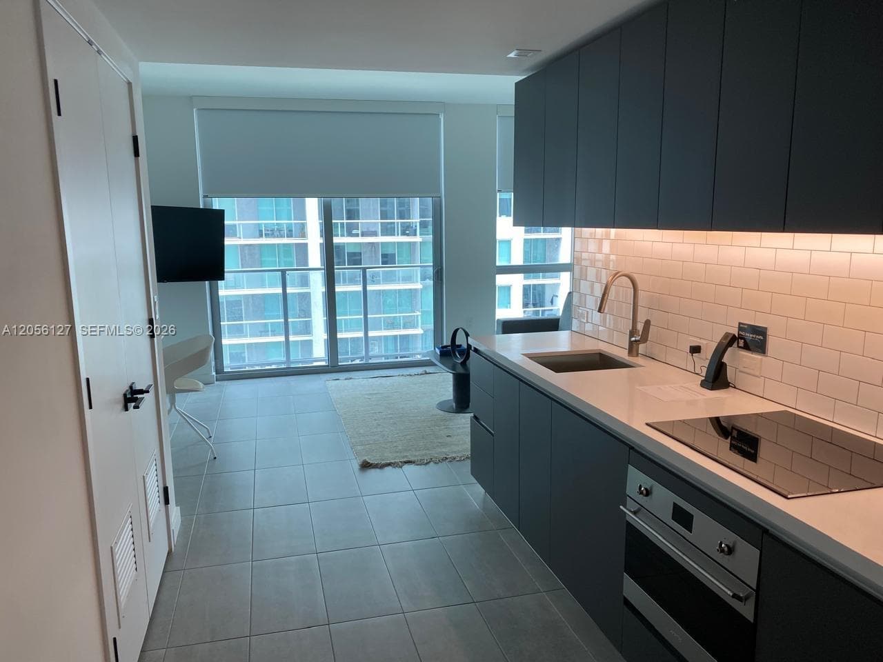227 NE 2nd St # 1910, Miami, FL 33132 photo 3