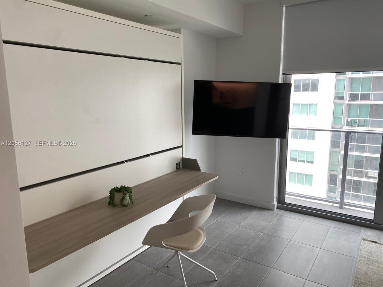 227 NE 2nd St # 1910, Miami, FL 33132 photo 4