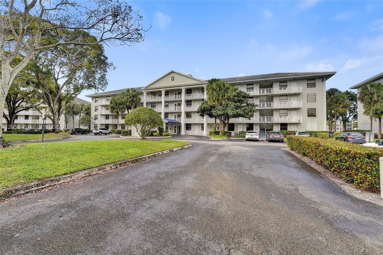 1713 Whitehall Dr # 304, Davie, FL 33324