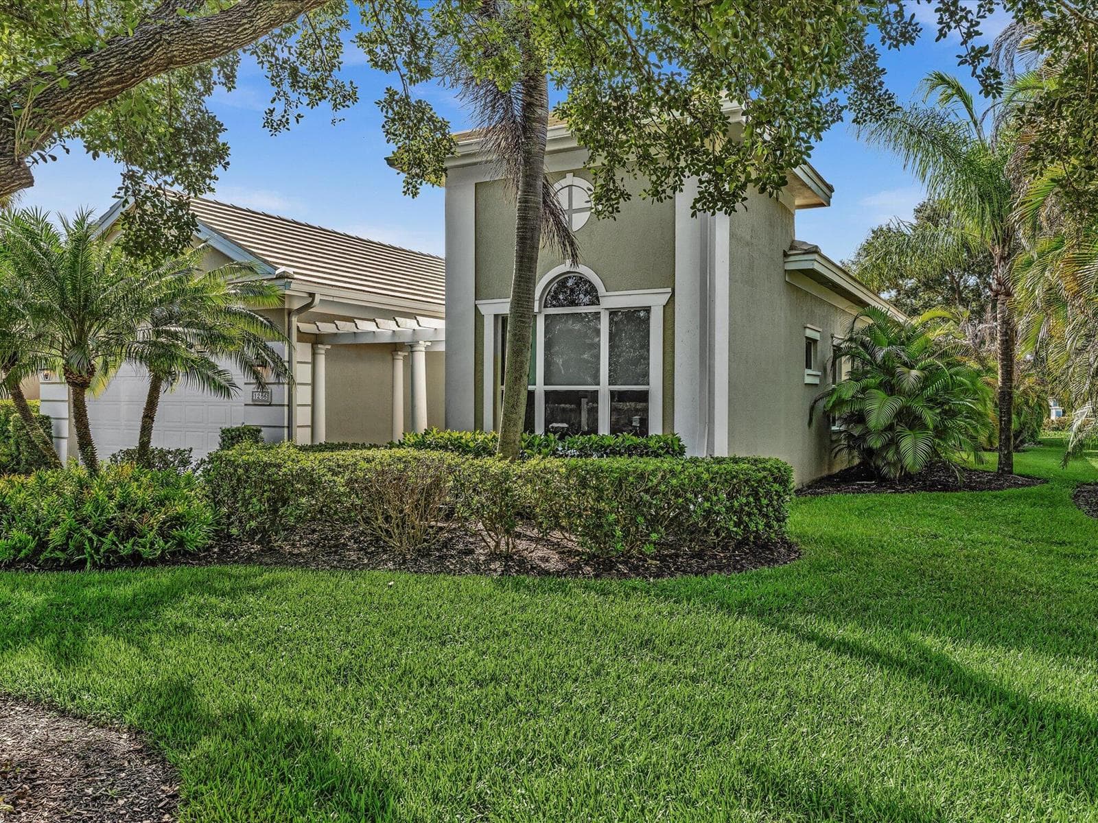 1286 RIVER REACH Drive, Vero Beach, FL 32967 photo 5
