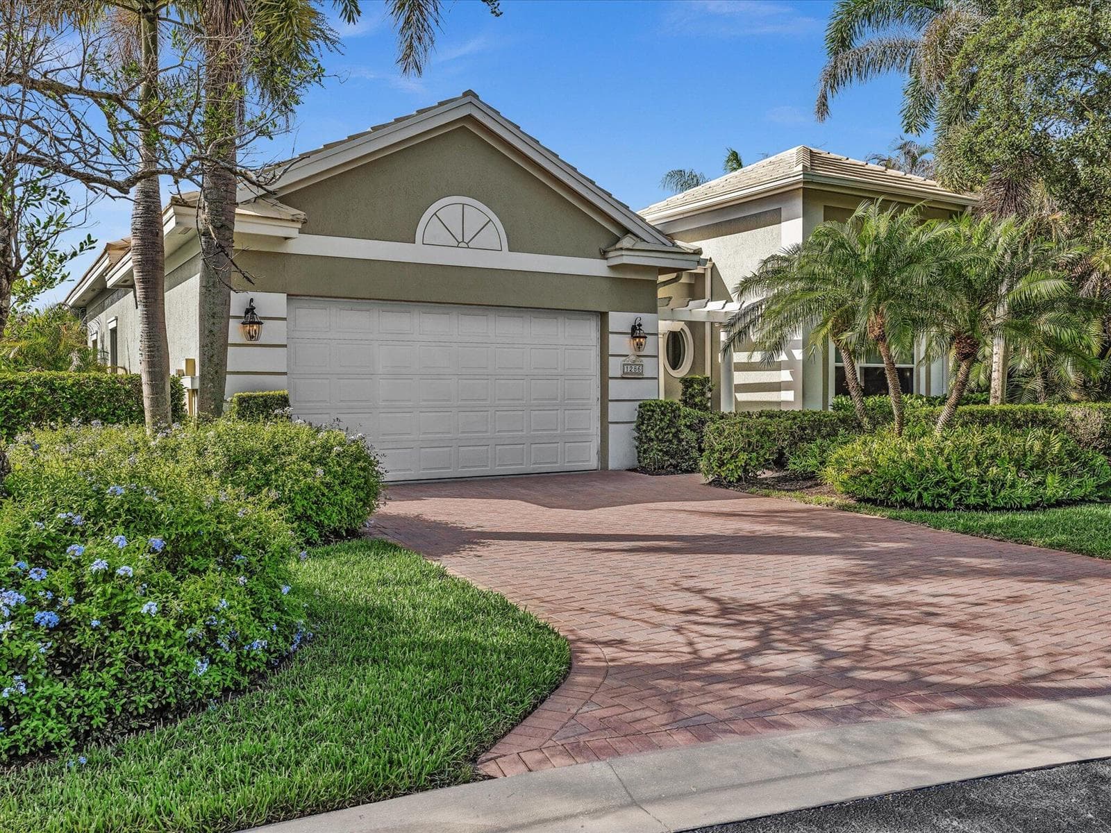 1286 RIVER REACH Drive, Vero Beach, FL 32967 photo 4