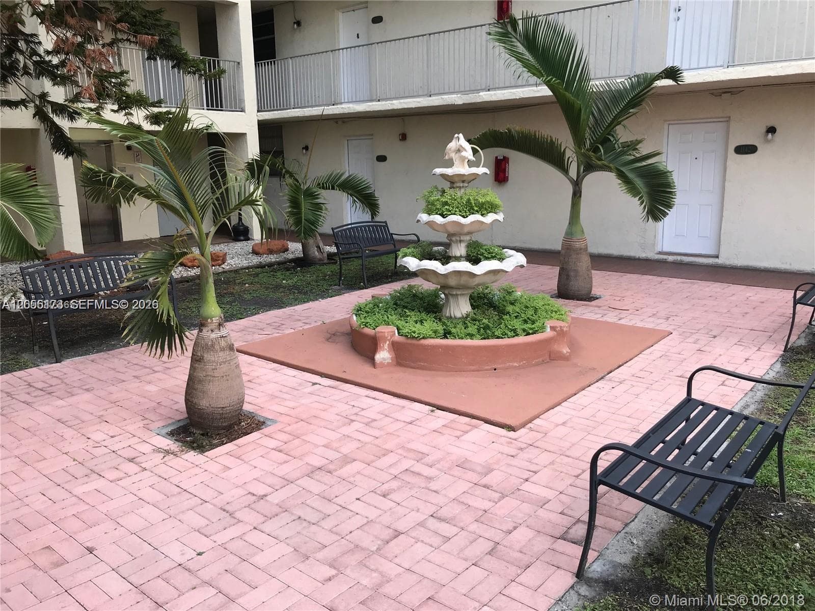 10000 NW 80th Ct # 2456, Hialeah Gardens, FL 33016 photo 4