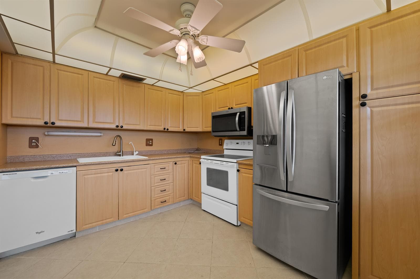 2202 LUCAYA Bend # D4, Coconut Creek, FL 33066 photo 4