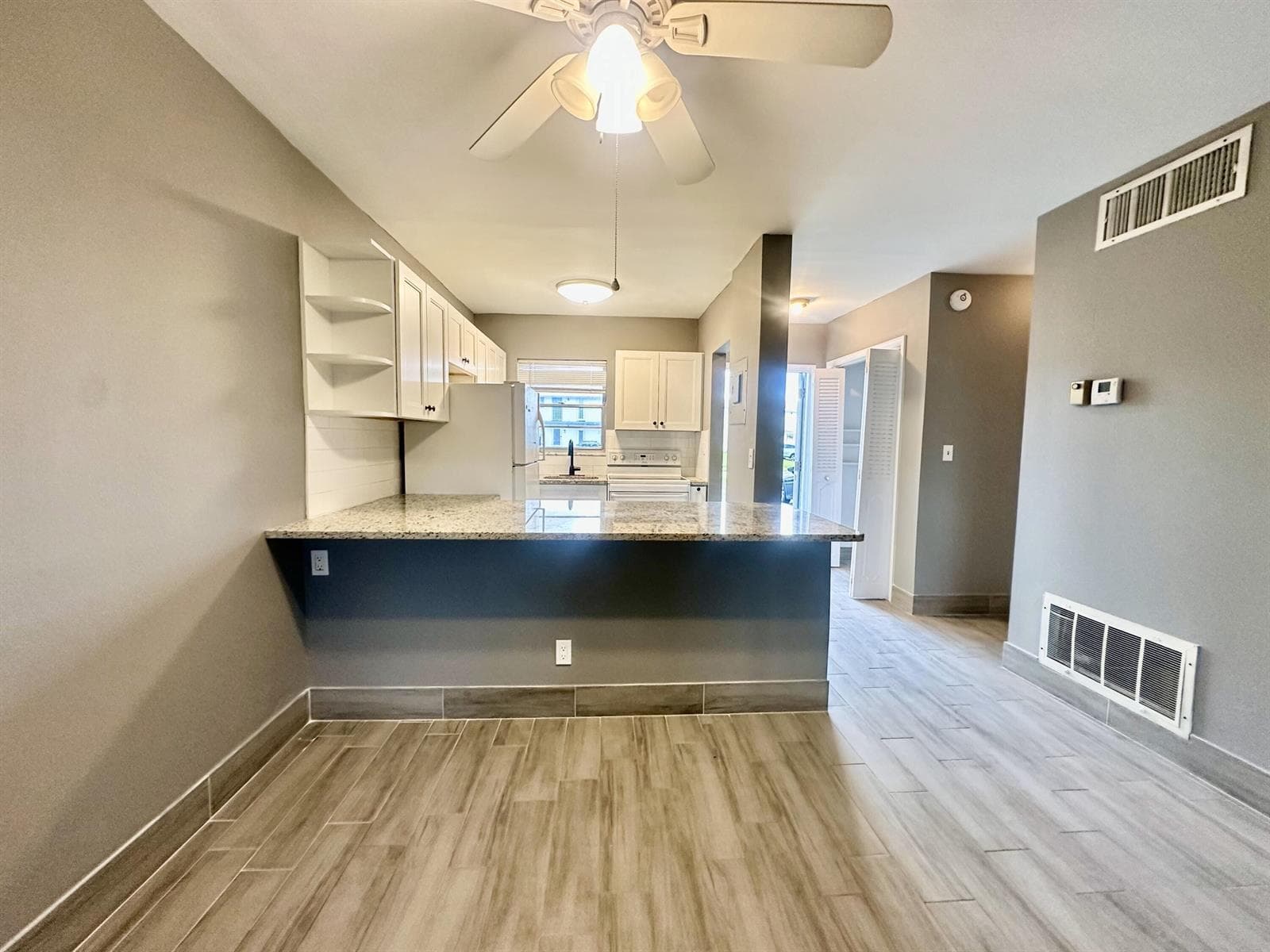 1113 LAKE Terrace # 107, Boynton Beach, FL 33426 photo 5