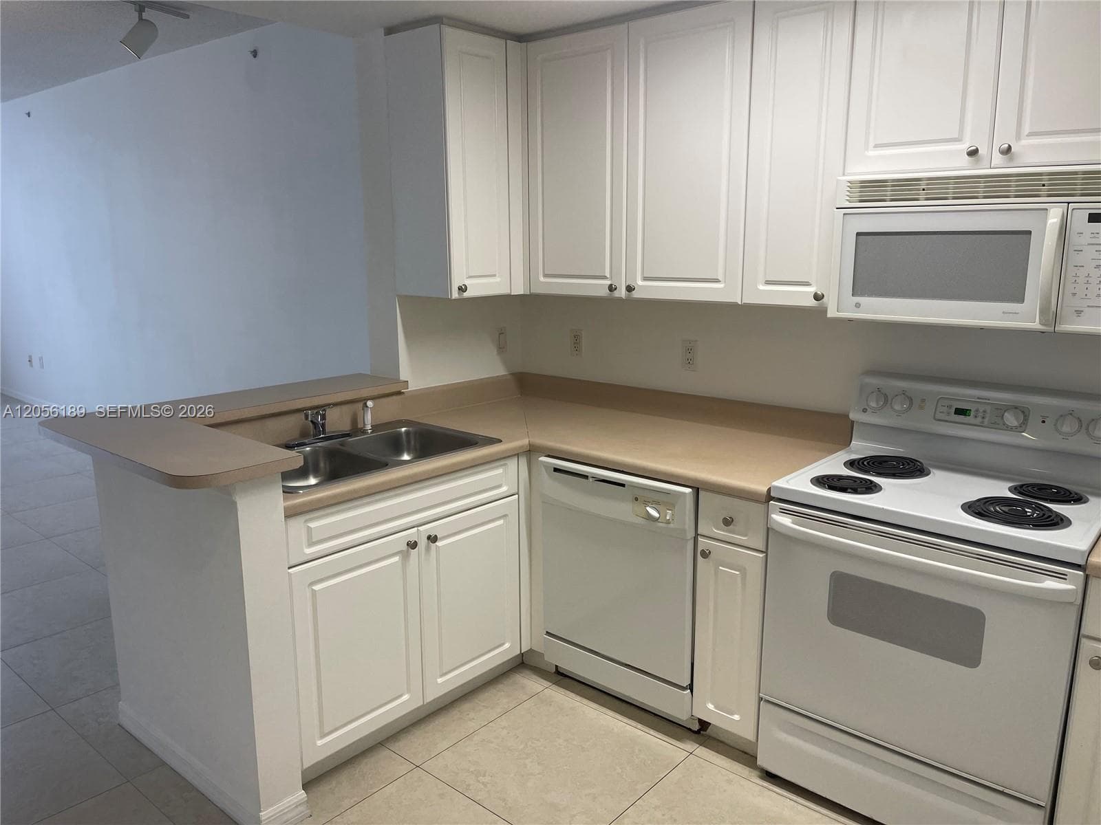 255 Evernia St # 616, West Palm Beach, FL 33401
