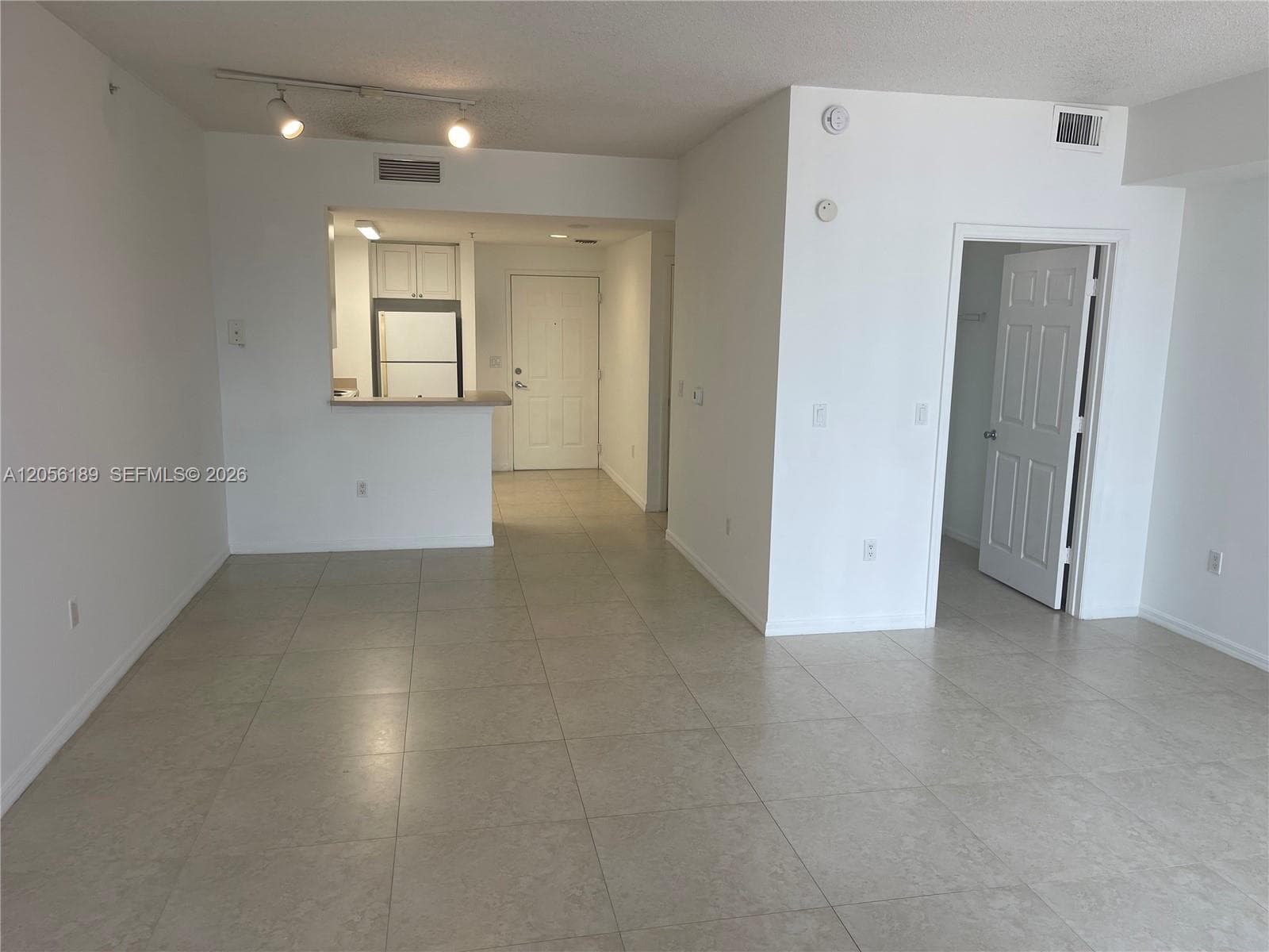 255 Evernia St # 616, West Palm Beach, FL 33401 photo 4