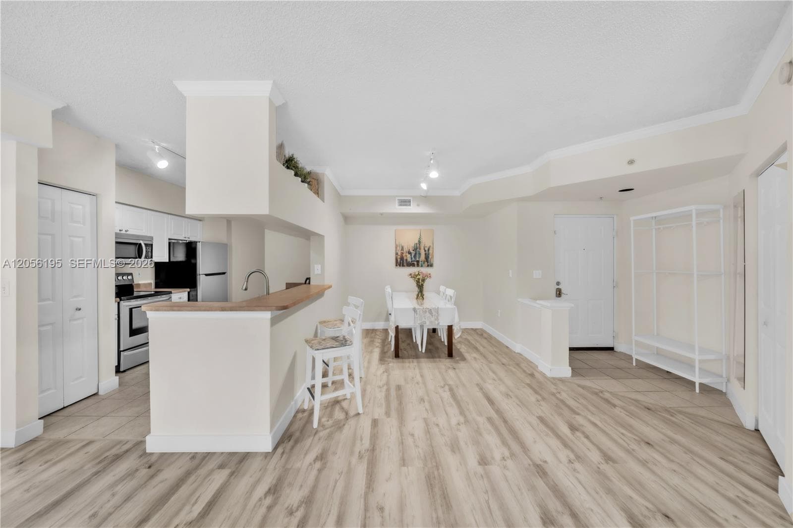 17145 N Bay Rd # 4304, Sunny Isles Beach, FL 33160 photo 4