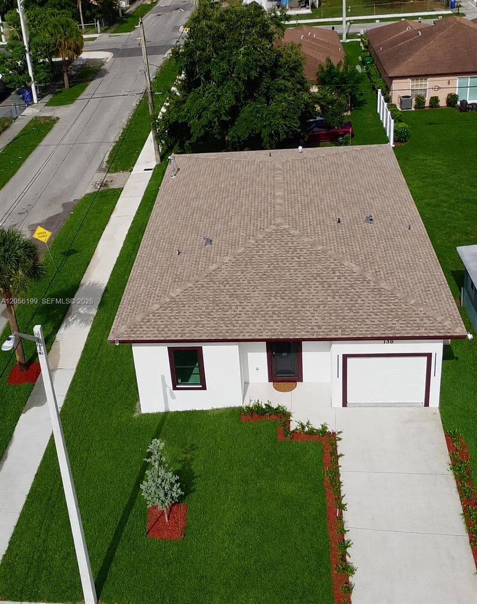 130 NW 28th Ter, Fort Lauderdale, FL 33311