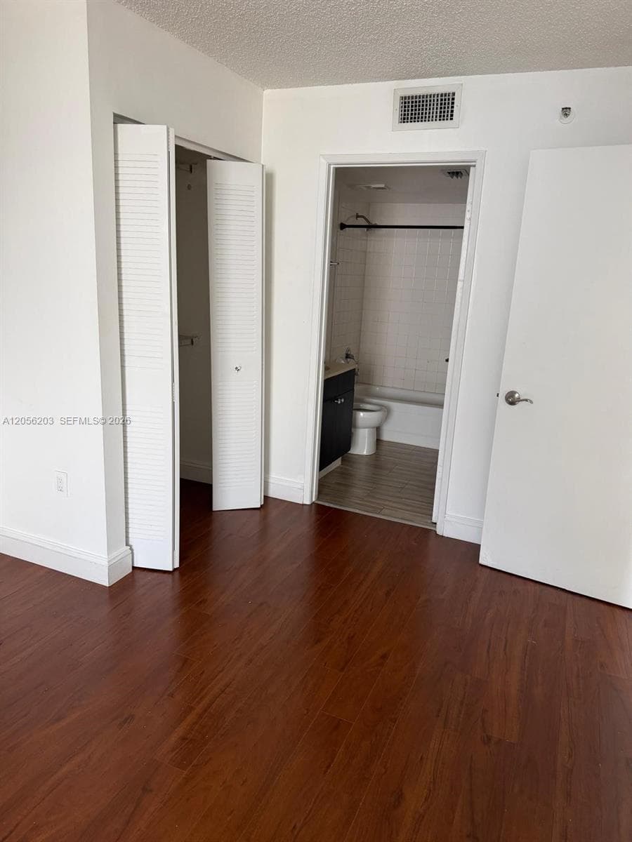 800 N Miami Ave # E1402, Miami, FL 33136 photo 4