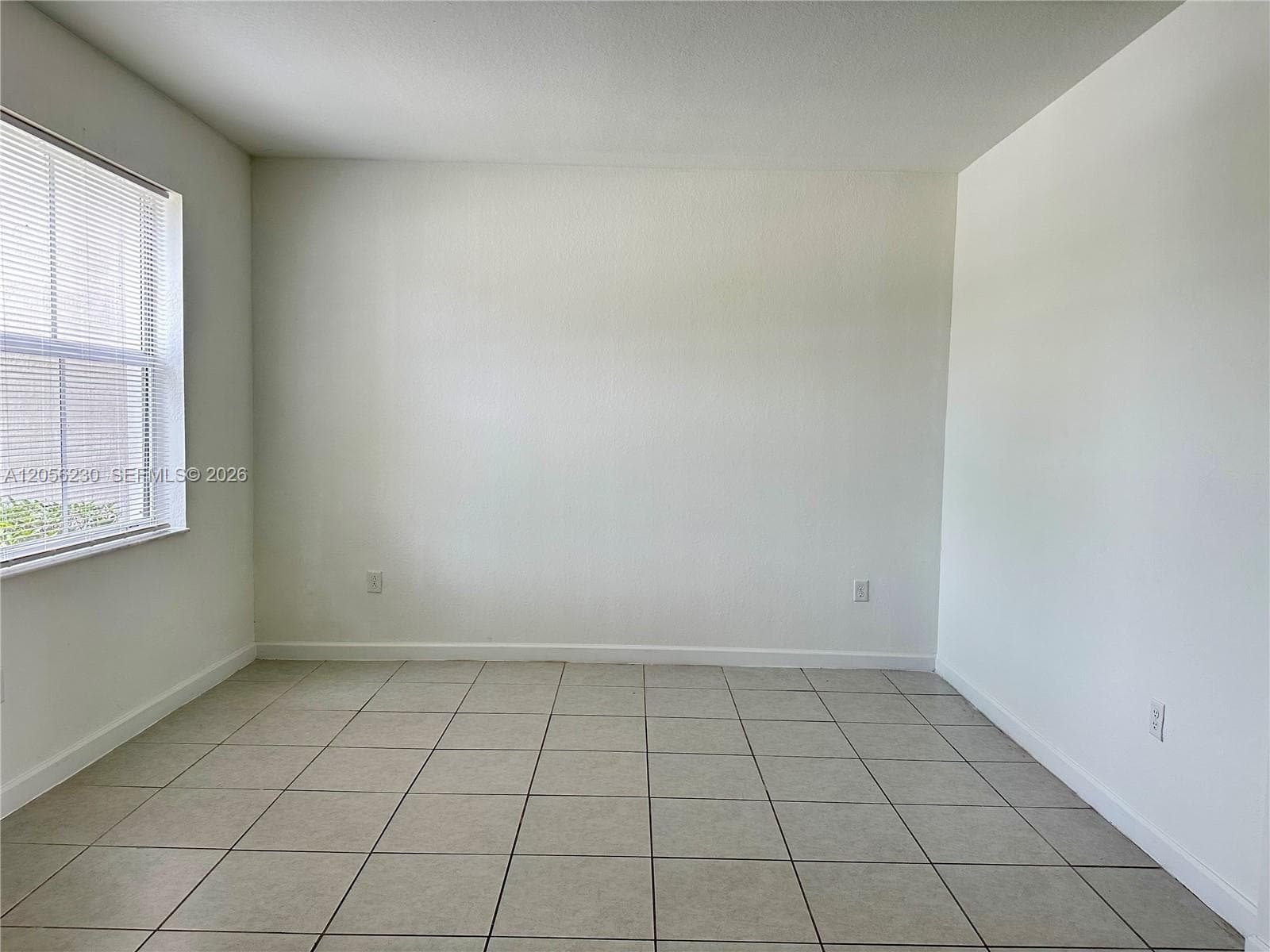 2737 SE 17th St, Homestead, FL 33035 photo 2