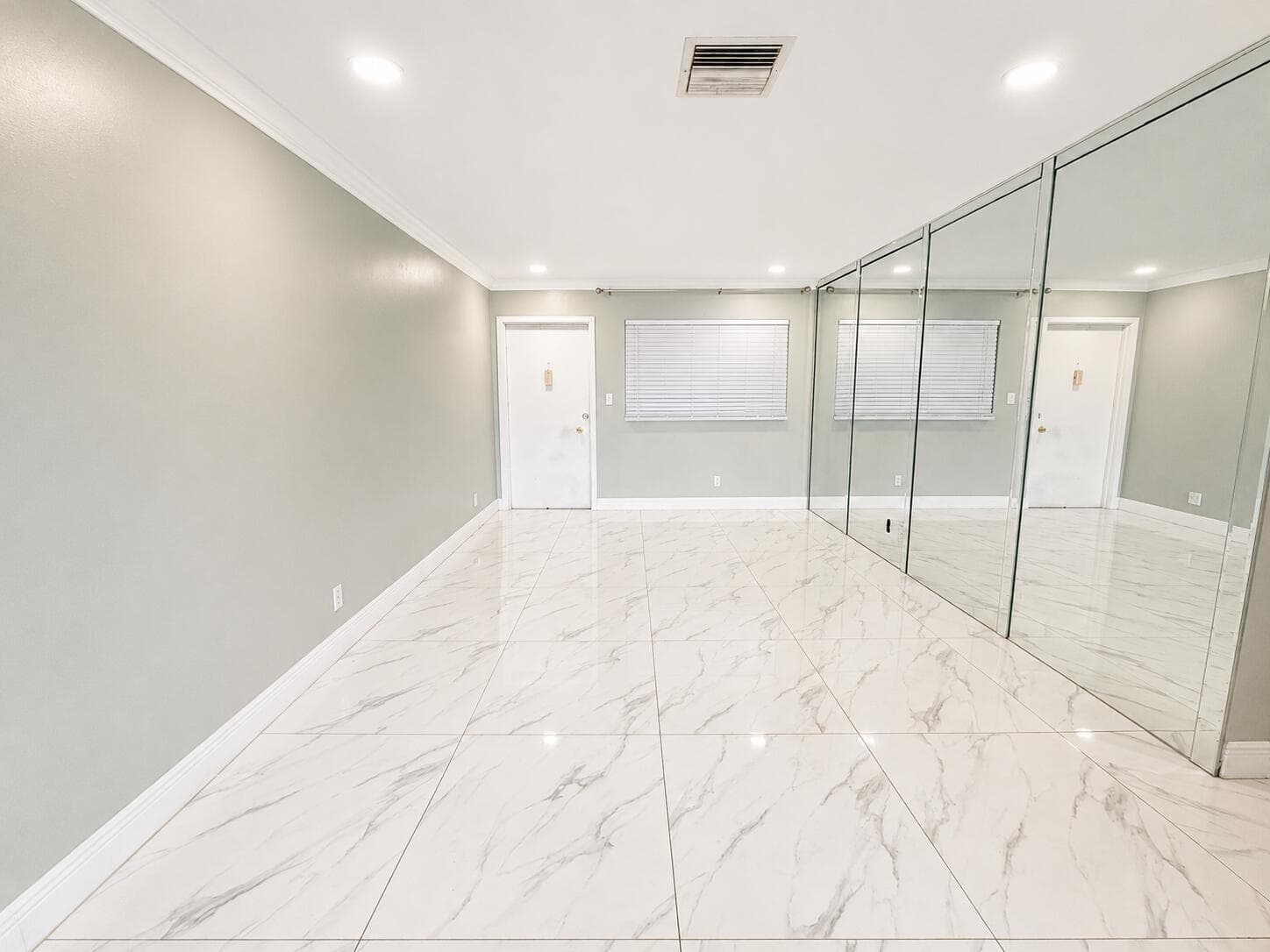 941 CRYSTAL LAKE Drive # 309, Deerfield Beach, FL 33064 photo 3