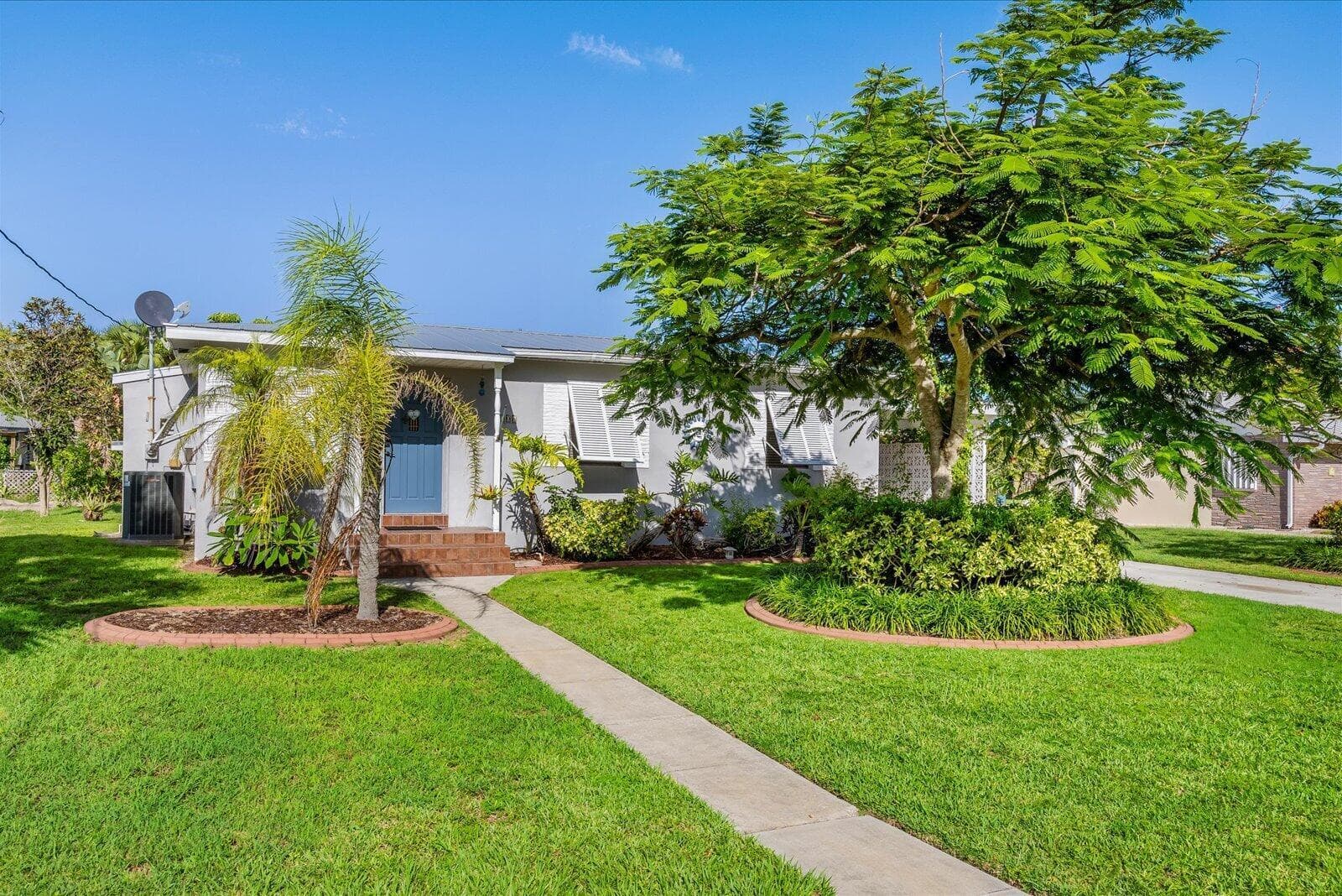 306 FERNANDINA Street, Fort Pierce, FL 34949 photo 3