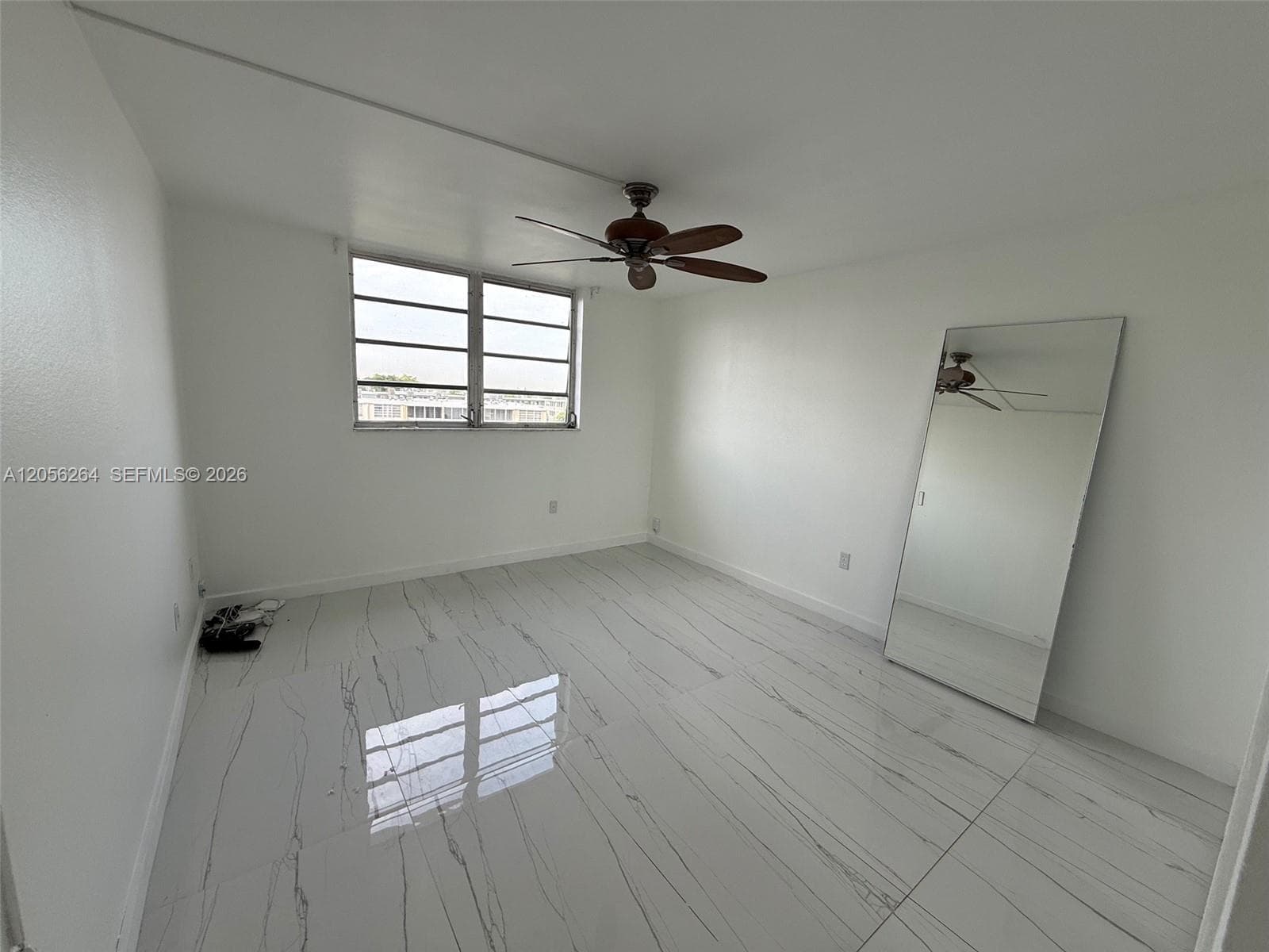1700 NE 191st St # 510, Miami, FL 33179 photo 4