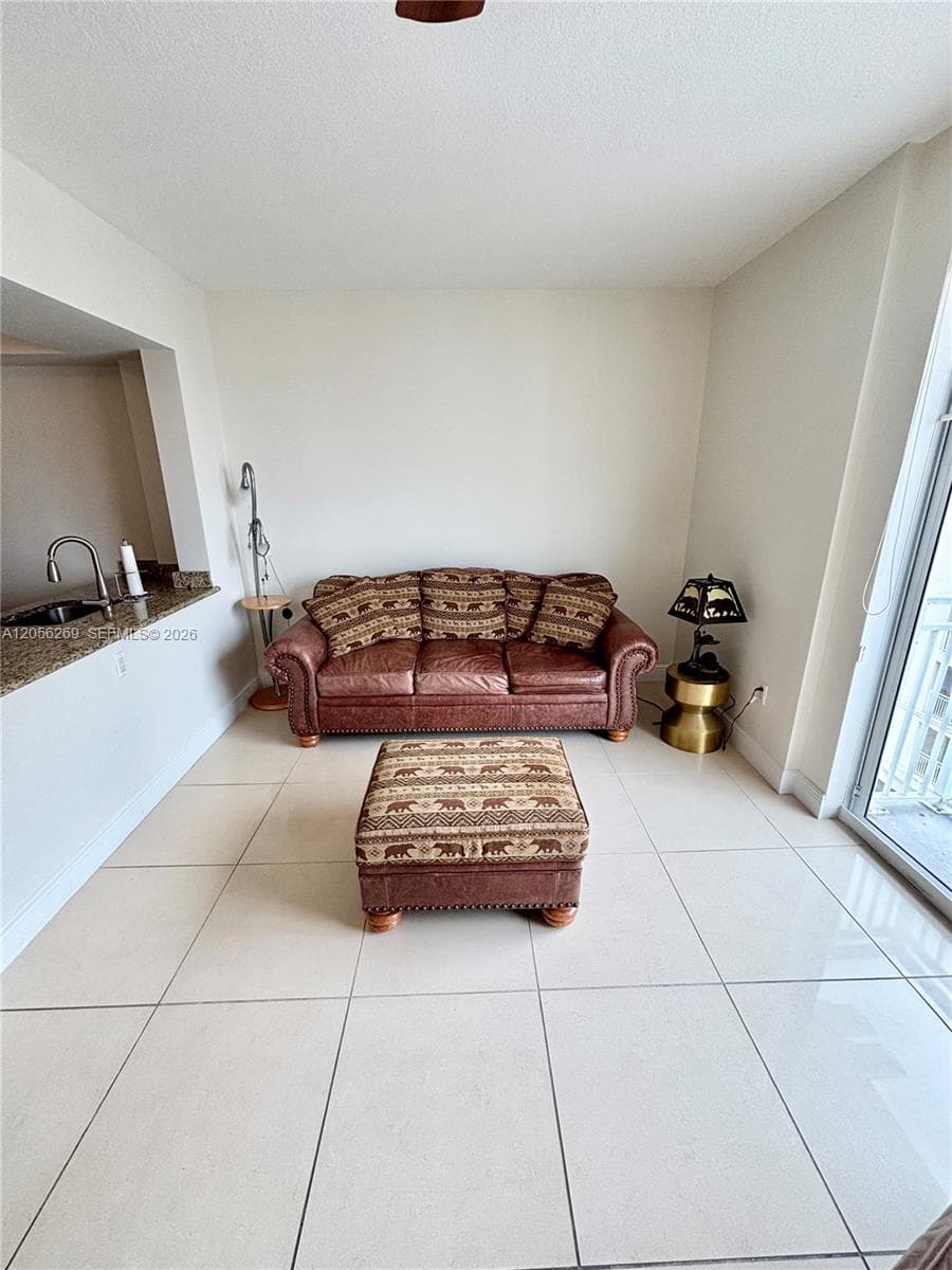 7290 SW 90th St # 606, Miami, FL 33156 photo 4