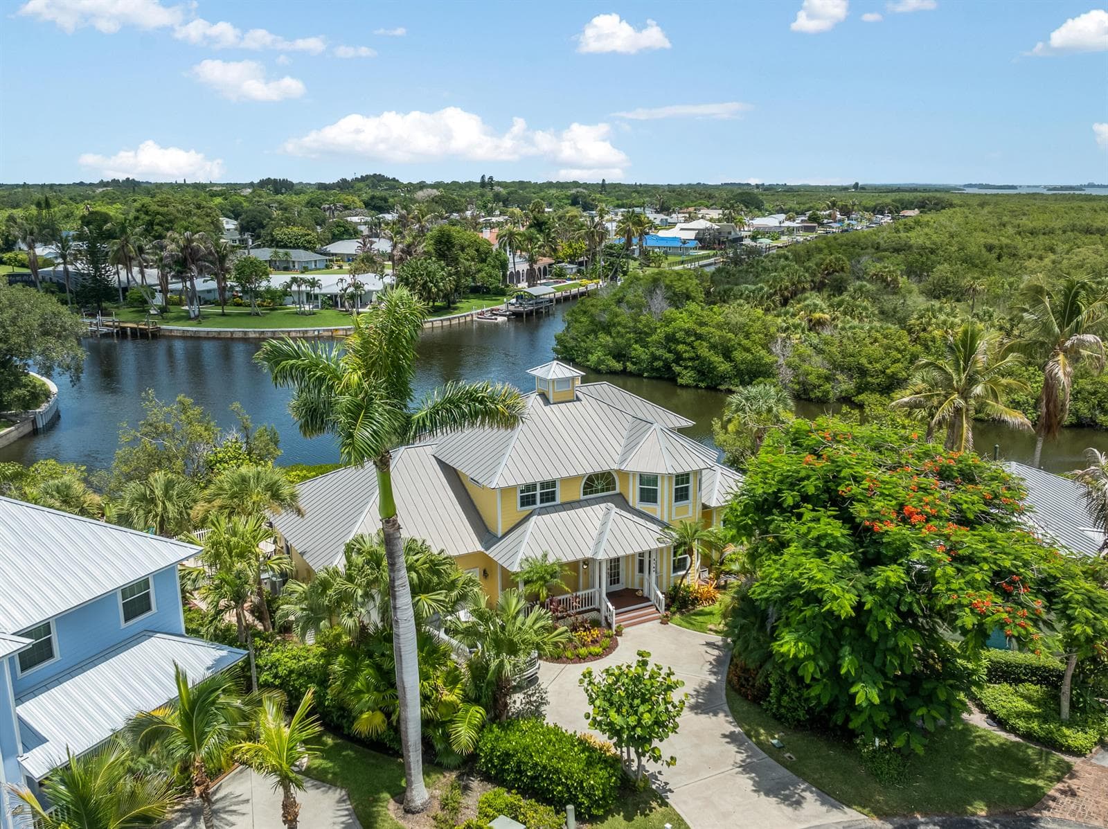 2165 6TH Court SE, Vero Beach, FL 32962