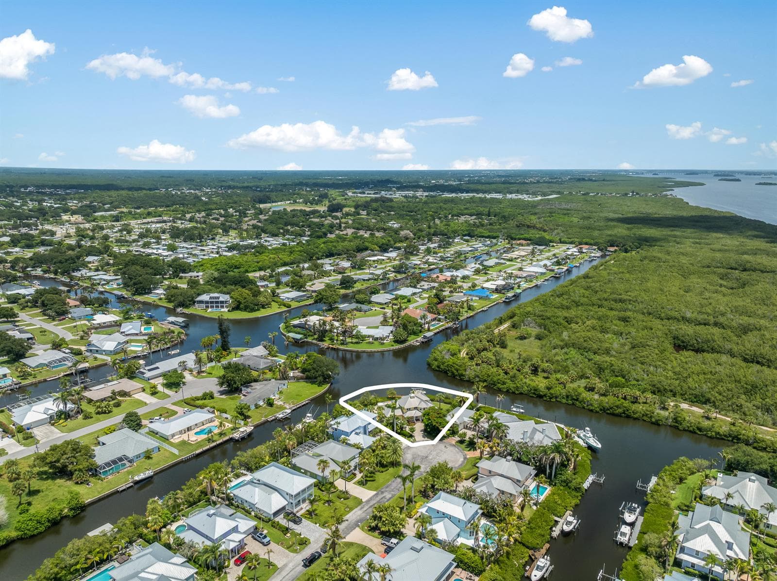 2165 6TH Court SE, Vero Beach, FL 32962 photo 5