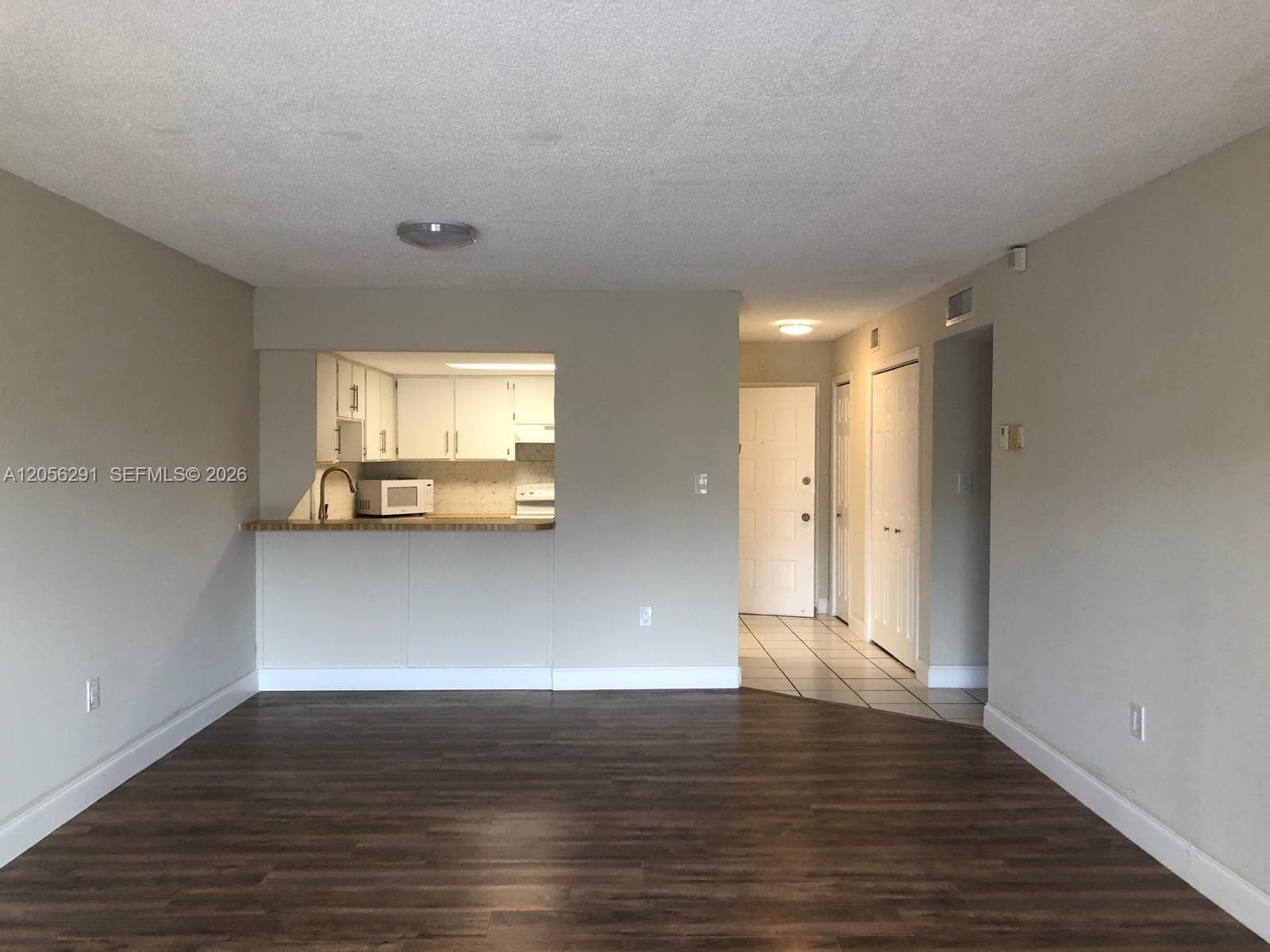 7010 NW 186th St # 5-303, Hialeah, FL 33015 photo 3
