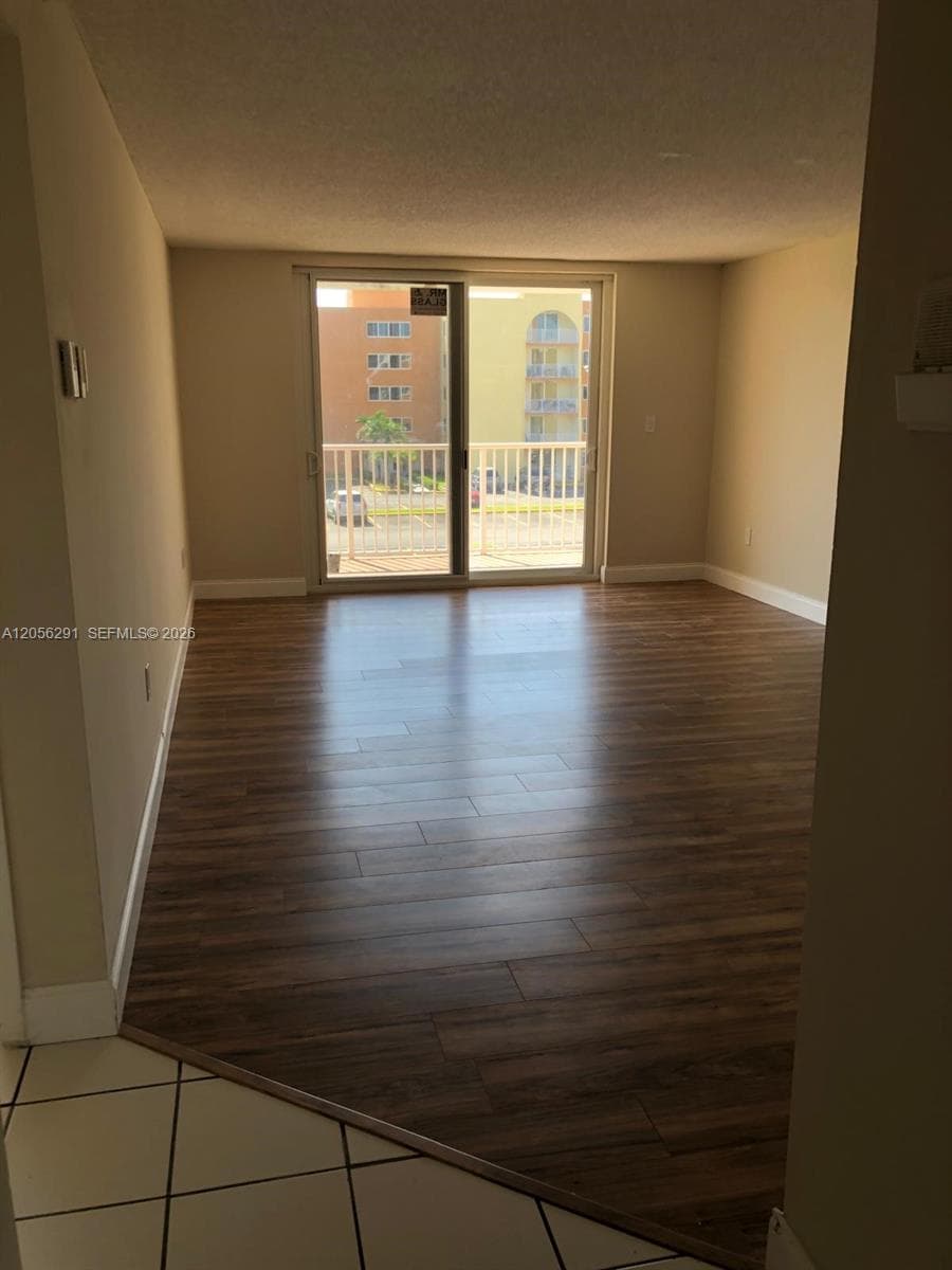 7010 NW 186th St # 5-303, Hialeah, FL 33015 photo 5