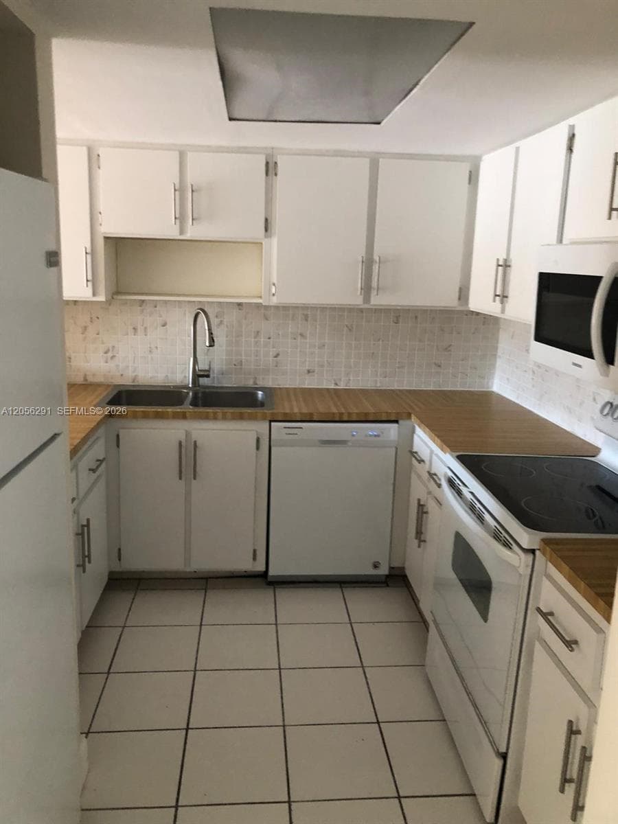 7010 NW 186th St # 5-303, Hialeah, FL 33015 photo 4
