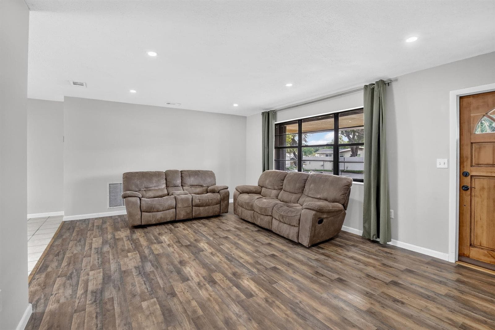 8968 SW 52nd Place, Cooper City, FL 33328 photo 4