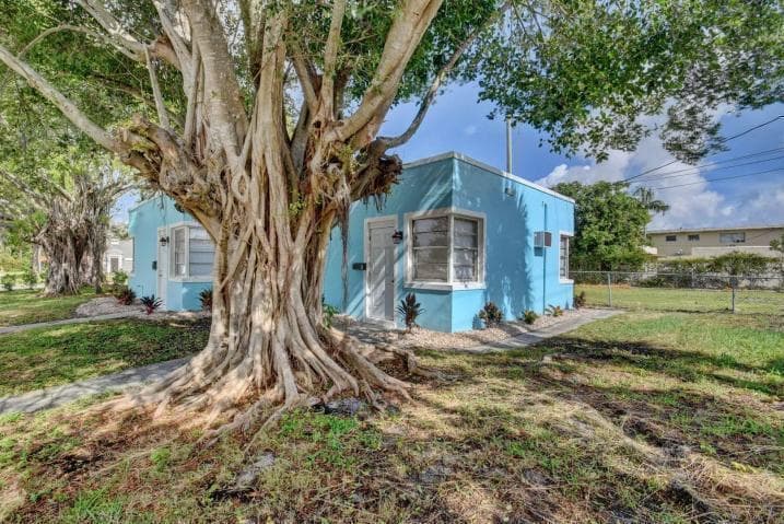 3000 Broadway # B, West Palm Beach, FL 33407 photo 2