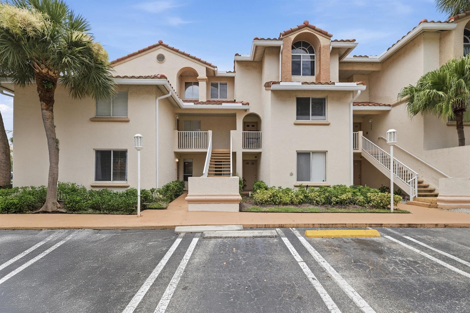 20101 Glenmoor Drive, West Palm Beach, FL 33409 photo 2