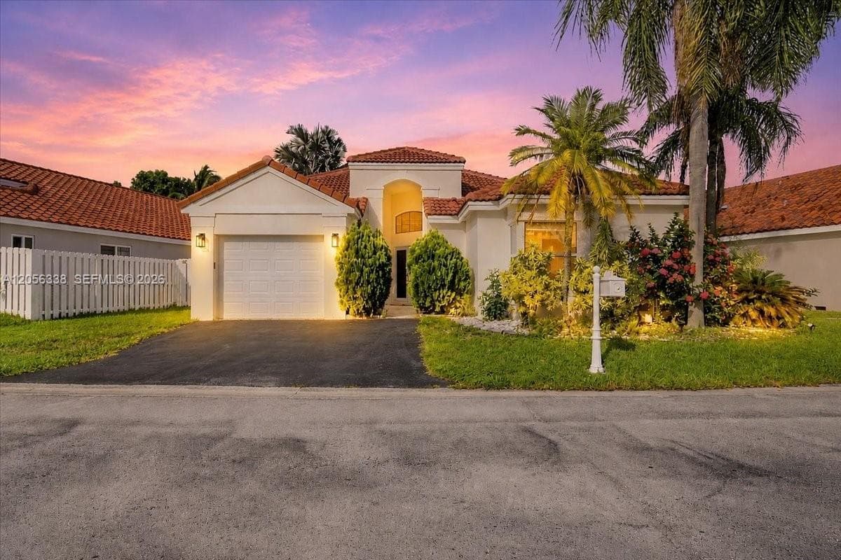 325 Somerset Way, Weston, FL 33326 photo 3