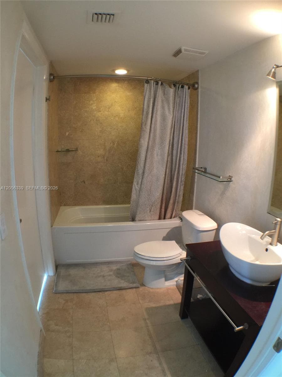 350 S Miami Ave # 3612, Miami, FL 33130 photo 3