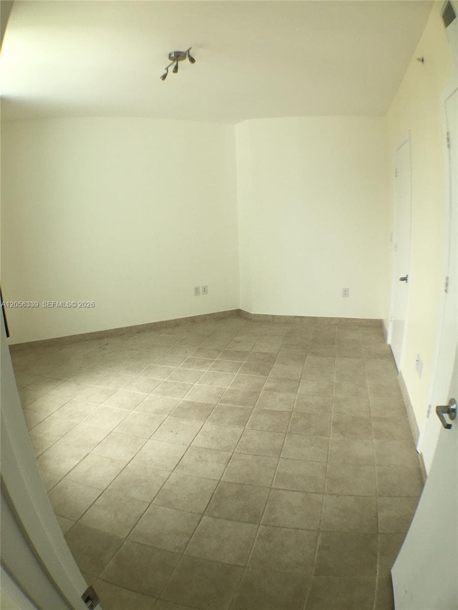 350 S Miami Ave # 3612, Miami, FL 33130 photo 5
